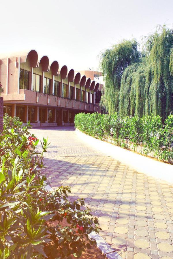 One To One Hotel & Resort Ain Al Faida Al-Ajn Zewnętrze zdjęcie
