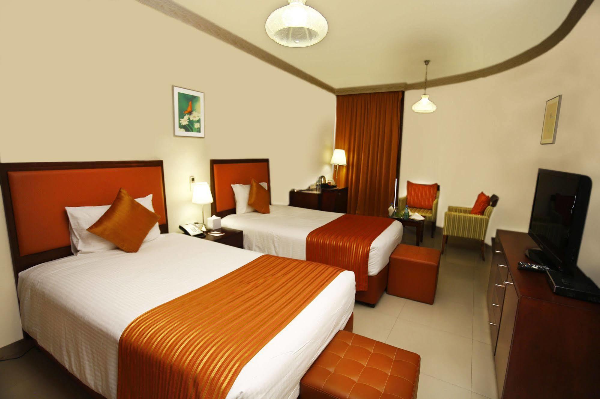 One To One Hotel & Resort Ain Al Faida Al-Ajn Zewnętrze zdjęcie